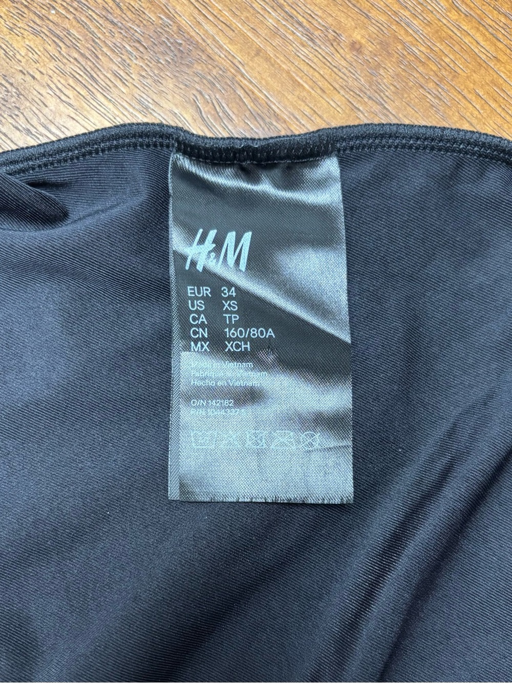 H&M One-Piece Swimsuit - Picture 6 of 7